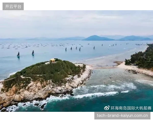 风帆赛遭遇突发雾霾，赛事组委会果断调整赛程